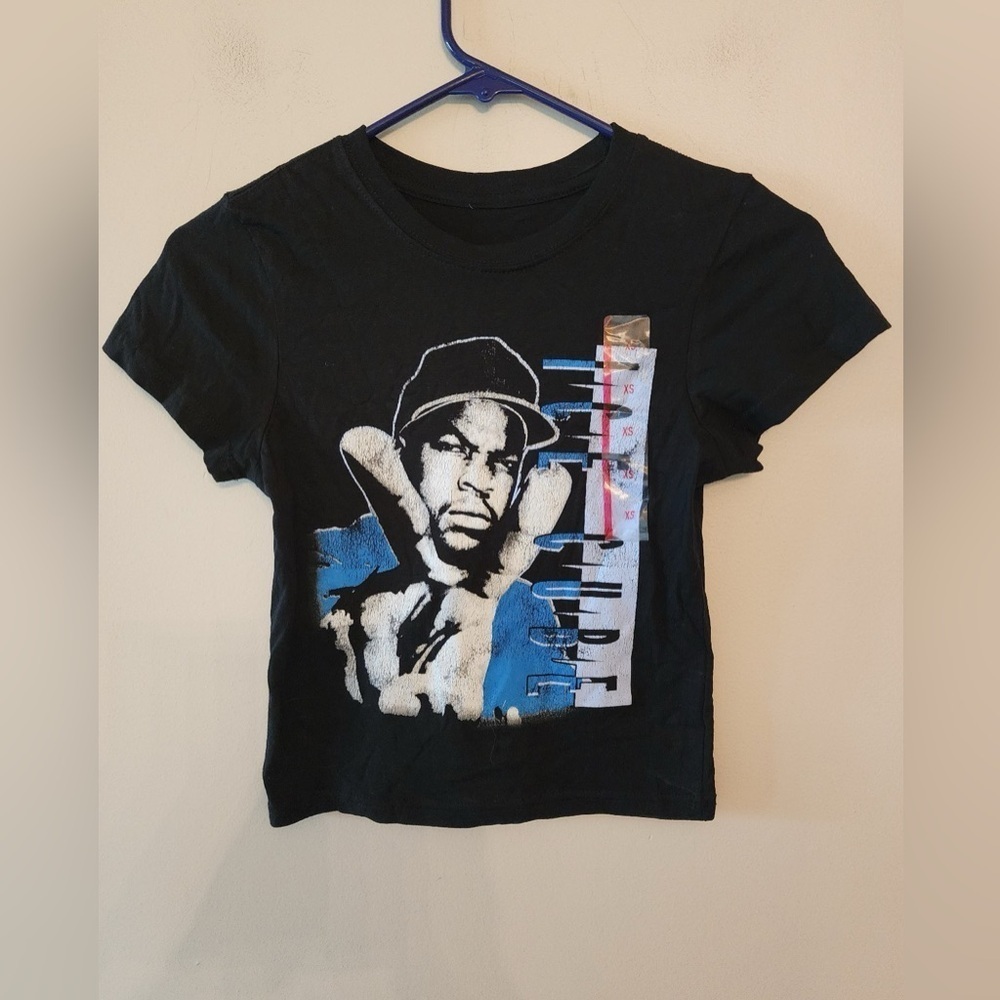 Ice Cube Fitted Crop Top T-Shirt Black Size juniors xs